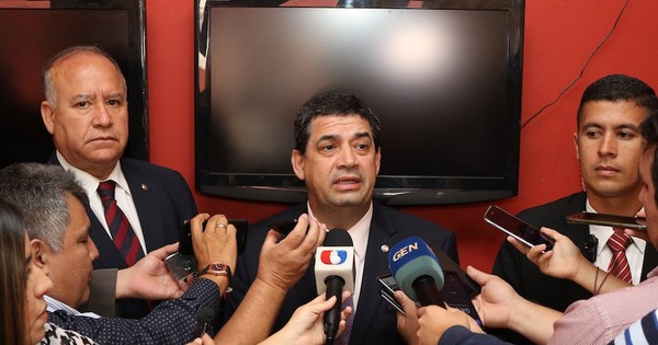 La Nación / Vicepresidente Velázquez habla de “operación final”