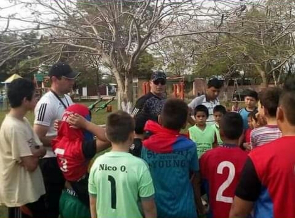 Chicos pilarenses sueñan con ser estrellas del fútbol