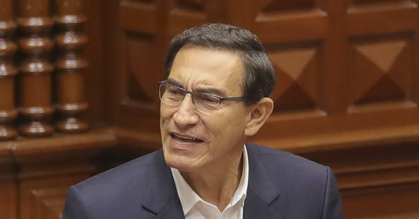 La Nación / Presidente de Perú se salva de ser destituido por el Congreso