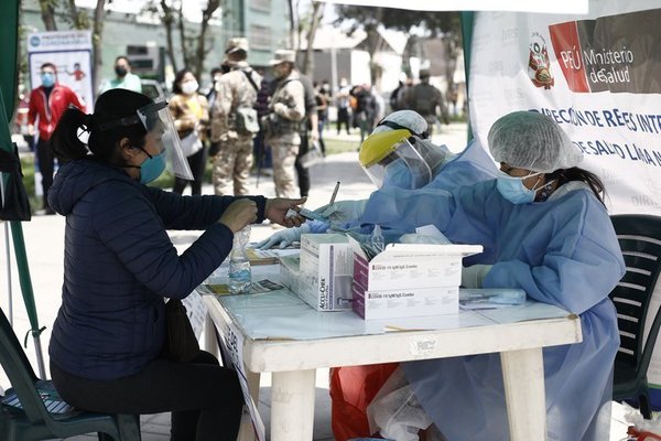 Perú recibirá más de 13 millones de dosis de la vacuna contra el coronavirus - ADN Paraguayo
