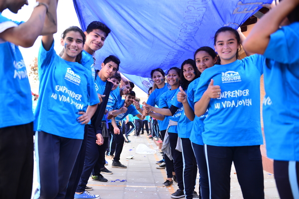 DEQUENÍ comparte contenidos digitales para adolescentes