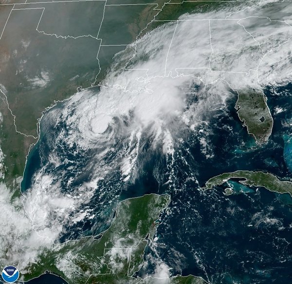 La tormenta tropical Beta avanza hacia Texas y Luisiana