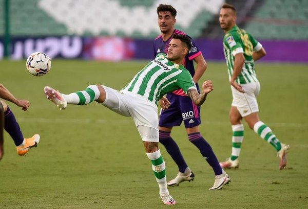 Con 'Tony' Sanabria, Betis suma su segunda victoria seguida