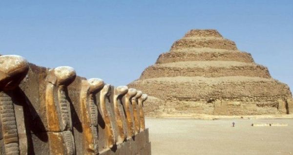 Descubren 14 sarcófagos de hace 2.500 años en Saqqara, Egipto