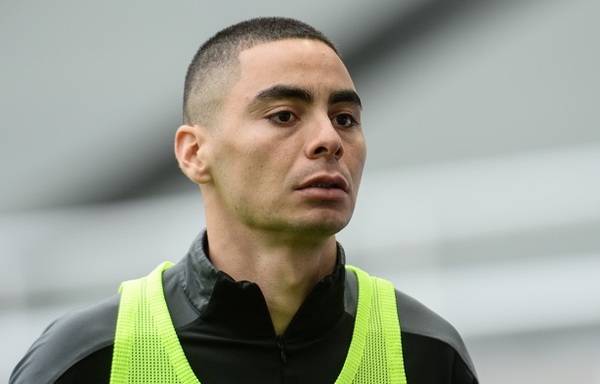 En redes piden que Almirón deje el Newcastle