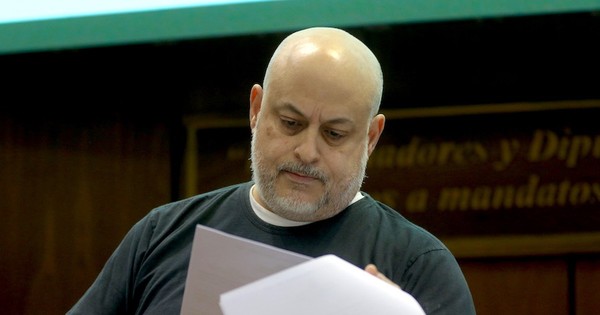 La Nación / “Payo” asegura que pagó US$ 250 mil a Natalia  Zuccolillo para evitar publicaciones