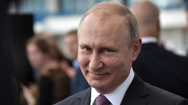 Putin afirma que Rusia cuenta con armas más avanzadas y únicas
