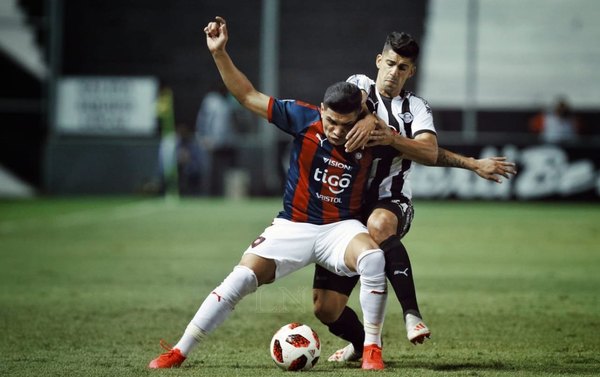 Cerro empata ante Libertad y da otro pasito hacia 'la 33'