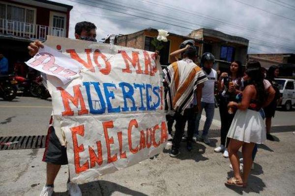 Al menos seis muertos en masacre en gallera del suroeste de Colombia