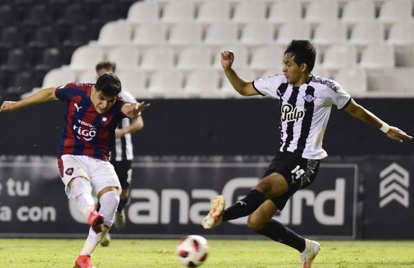 Postergados, pero conformes - Fútbol - ABC Color