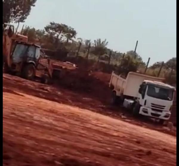 Funcionario de Itaipú utiliza máquinas de la Gobernación en su propiedad