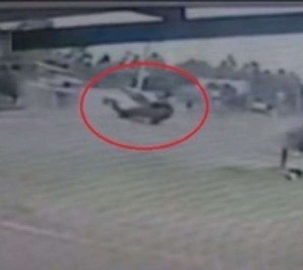 Así fue el impactante accidente en Capitán Bado - Paraguay.com