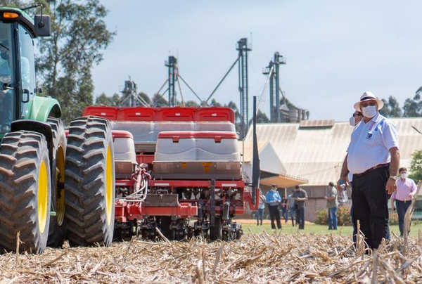 Lanzan la campaña de siembra sojera dentro del departamento de Caaguazú - Noticiero Paraguay