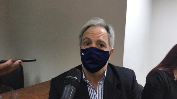 Justo Cárdenas: "Este es uno de los únicos casos donde el acusado quiere ser juzgado y la parte acusadora pospone el juicio"