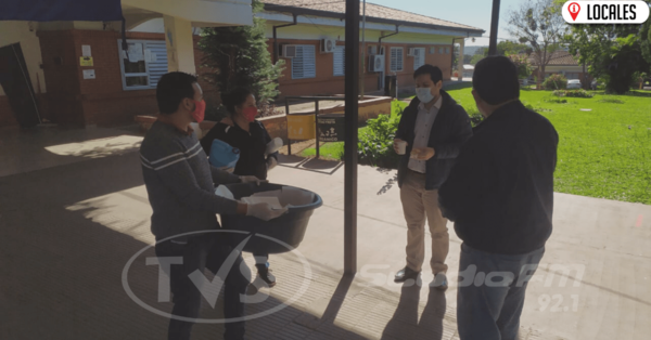Concejal entregó desayuno a funcionarios del Hospital Respiratorio de Encarnación