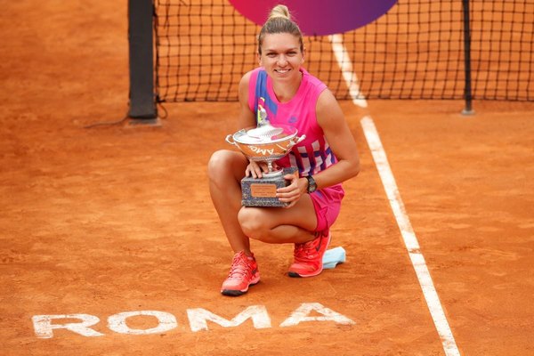 Simona Halep gana el Torneo de Roma tras abandono de Pliskova en la final