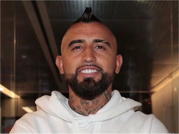 Arturo Vidal pasa el reconocimiento médico con el Inter