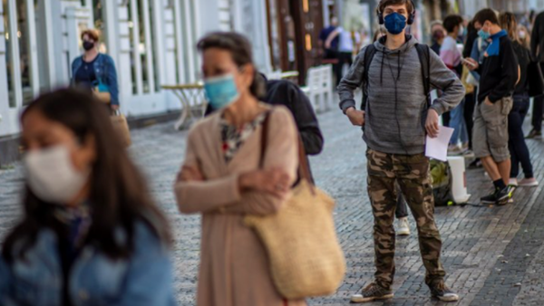 Caen las bolsas europeas por temor a la segunda ola del COVID-19