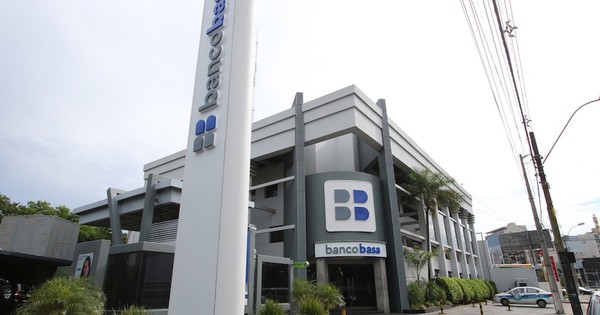 La Nación / Banco Basa refuta publicaciones de ICIJ sobre presuntas operaciones sospechosas