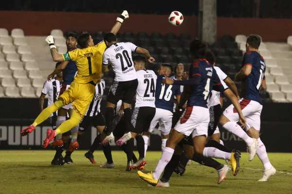 Tres partidos en simultáneo para definir el Torneo Apertura en su fecha 21