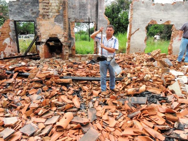 Invasión vandálica convierte próspera agroganadera en trinchera fortificada de criminales - La Mira Digital