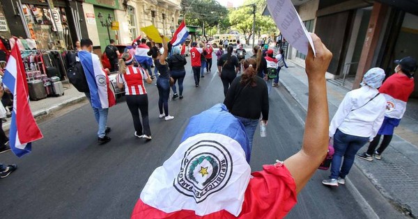 La Nación / La juventud paraguaya tiene rostro de lucha y  visión social