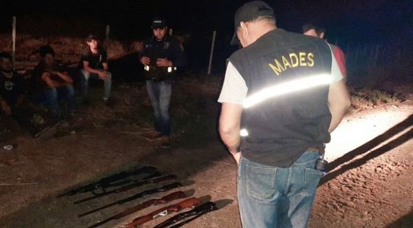 Sorprenden a cazadores de animales silvestres con armas de distintos calibres