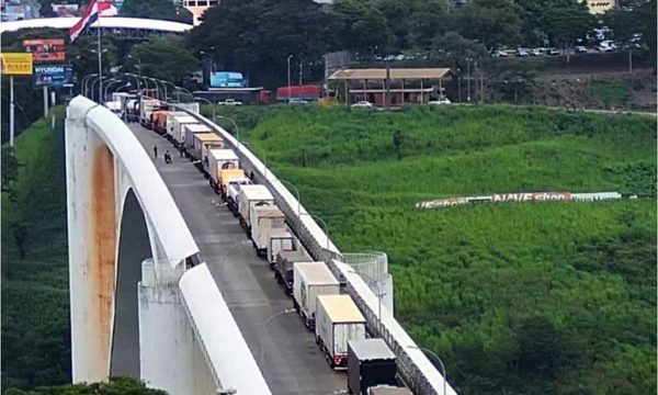En Alto Paraná se manifestarán por apertura total del Puente de la Amistad
