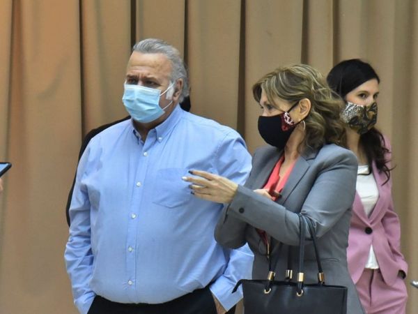 Juicio para OGD se suspendió por Covid de ex senador Oviedo