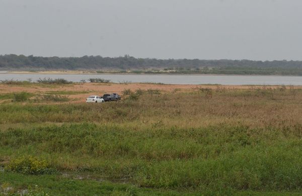 Bajo nivel del río Paraguay obliga a fraccionar carga de embarcaciones - Nacionales - ABC Color