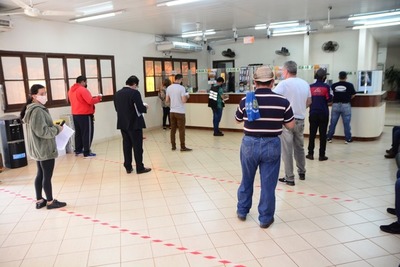 Cierre de Municipalidad de CDE, terminal y otras dependencias es ilegal, afirman