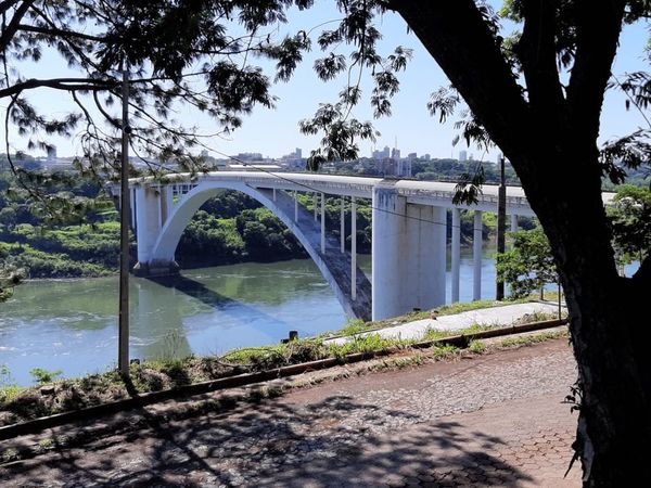 Para REAPERTURA del Puente reclaman medidas sanitarias Binacional e inversión