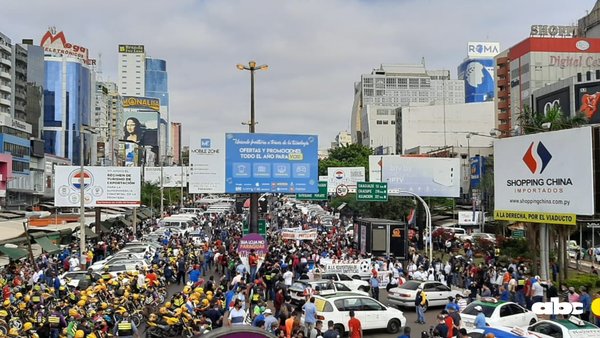 Prieto: “Ya sabemos qué hacer: usar mascarillas y lavarse las manos. Ahora la única salida es abrir las fronteras y trabajar” - ADN Paraguayo