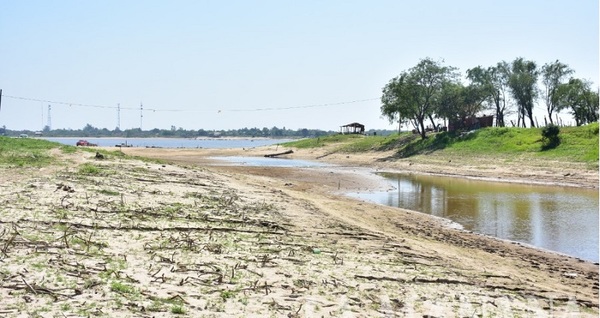 El río Paraguay estgá por alcanzar su baja histórica