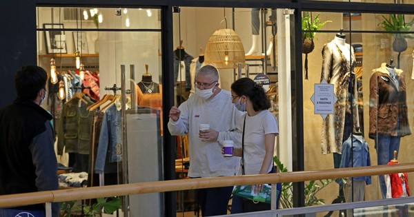 La Nación / Centros comerciales harán #ShoppinDay para reactivar la economía