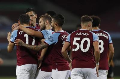 El West Ham de Balbuena vuelve a imponerse en la Copa de la Liga