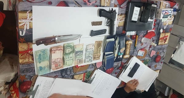 Caen dos personas que extorsionaban a concejala Departamental