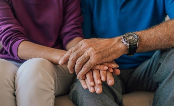 HOY / Indican que retomar la actividad sexual meses después de un infarto sería positivo