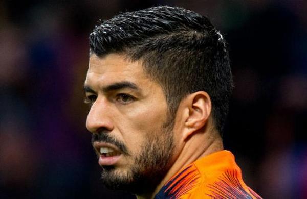 Aseguran que Luis Suárez 'arregló' examen de italiano para fichar por la Juventus - C9N