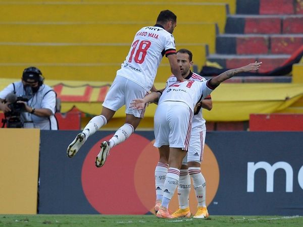 Flamengo vuelve a celebrar y noquea al Barcelona