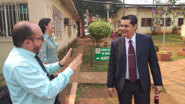 Presentan DEMANDA LABORAL contra comuna de CDE y reclaman US$ 1 millón