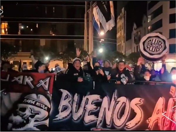 Gran recibimiento a Olimpia en Buenos Aires