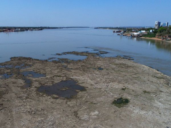 Sequía produce gran descenso en aguas del río Paraguay