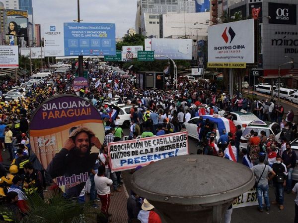 Se reabrirán fronteras con el Brasil para tratar de revivir el comercio