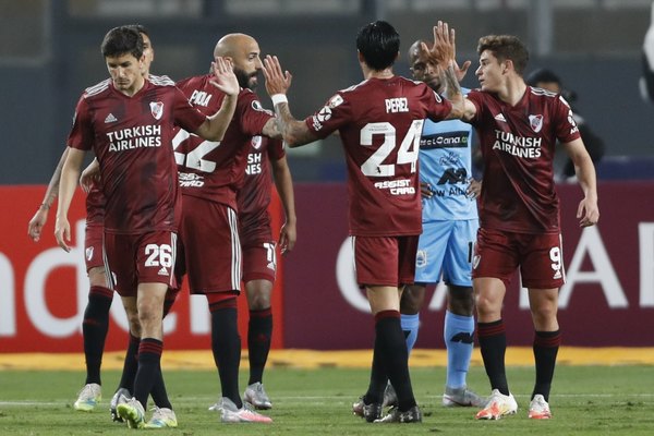 River Plate goleó al Binacional de Roque Guachiré