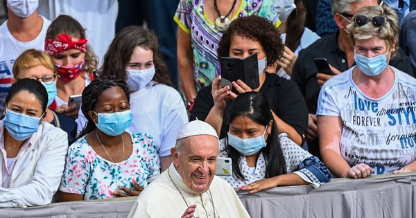 La Nación / Papa pide “alivio” para los cubanos en dificultad por la pandemia