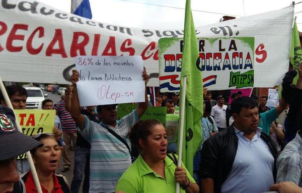 Anuncian movilización docente en rechazo al recorte presupuestario en educación