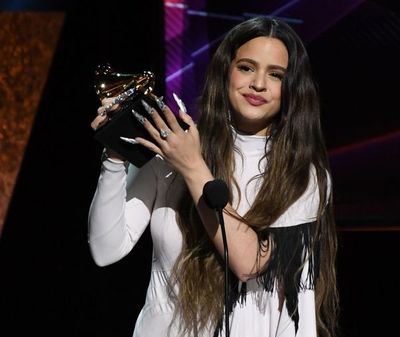 Rolling Stone incluye a Rosalía y Bad Bunny en su lista de 500 mejores discos - Música - ABC Color