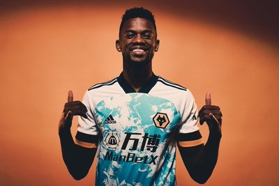 Barcelona transfirió a Nelson Semedo