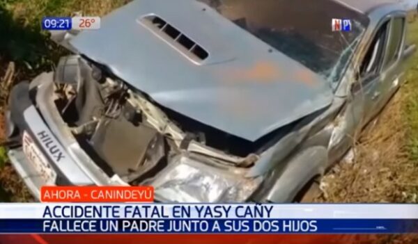 Padre y sus dos hijos mueren en accidente rutero